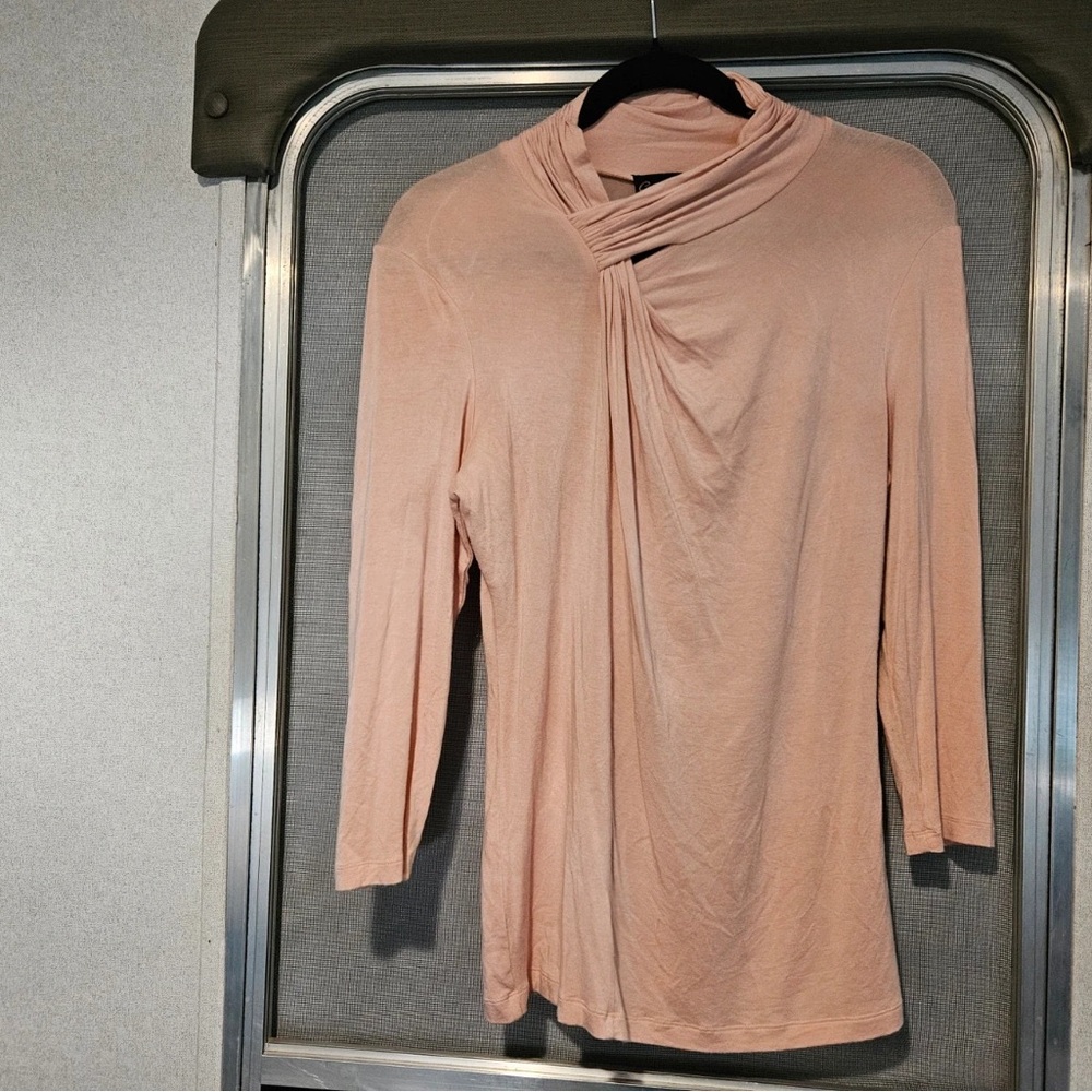 Womens pink long sleeve dress shirt
